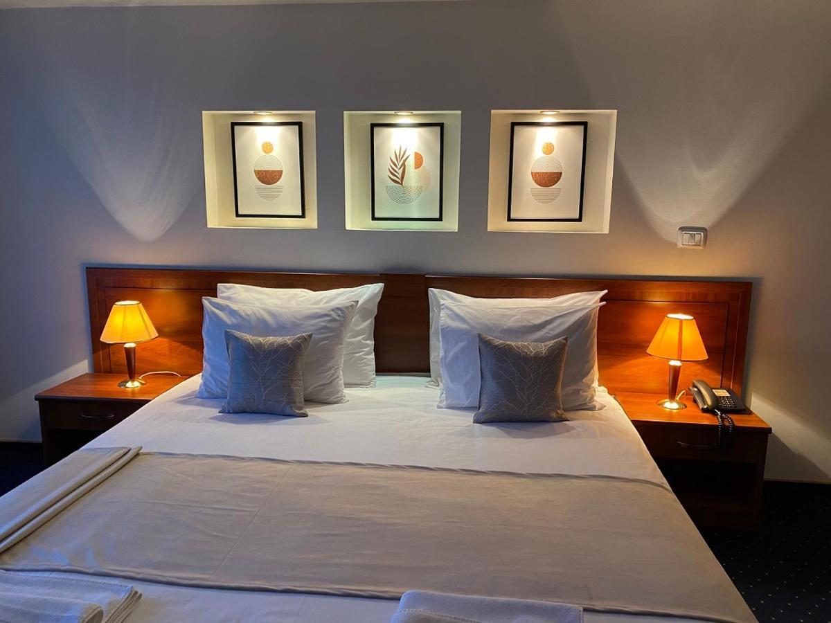 Hotel Excelsior Timisoara Bagian luar foto
