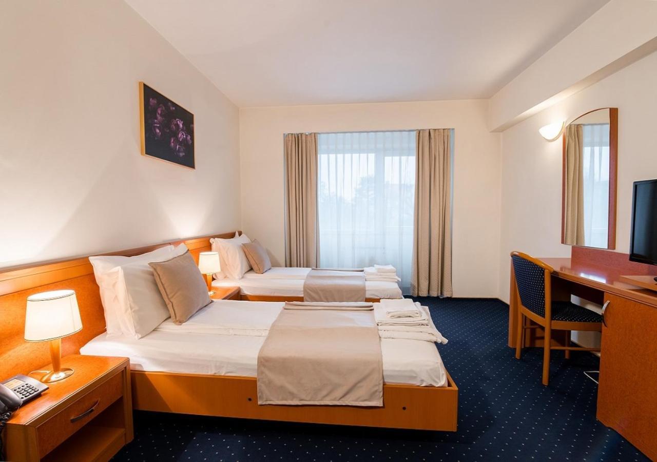 Hotel Excelsior Timisoara Bagian luar foto