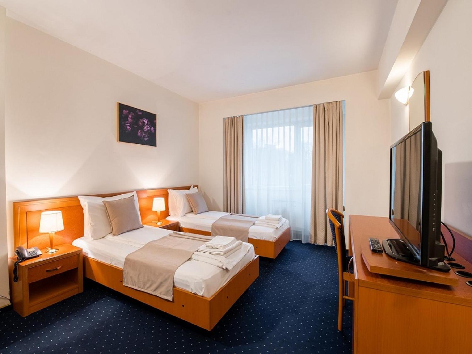 Hotel Excelsior Timisoara Bagian luar foto